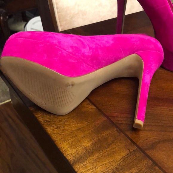 Jessica Simpson Heels size 7 - Picture 5 of 5